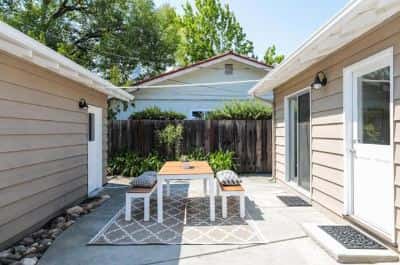 $1,300 Furnished Room AC&In-unit Laundry Palo Alto 94306 3