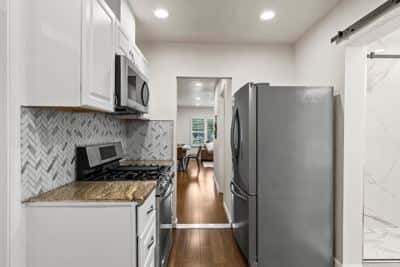 Jane's Home (SN) | 2B1B Home @ Convenient Location 7